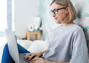 woman working on laptop