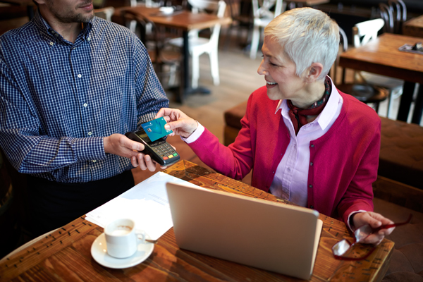 visa signature credit card with contactless technology